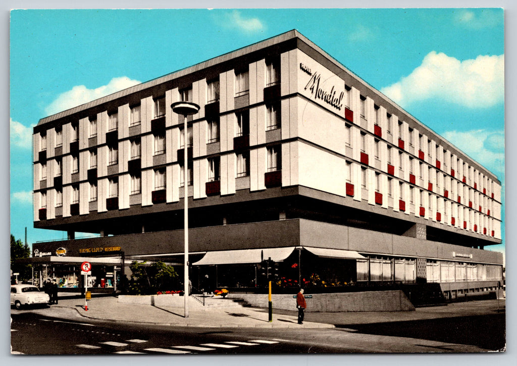 Hotel Mondial, Vintage Post Card