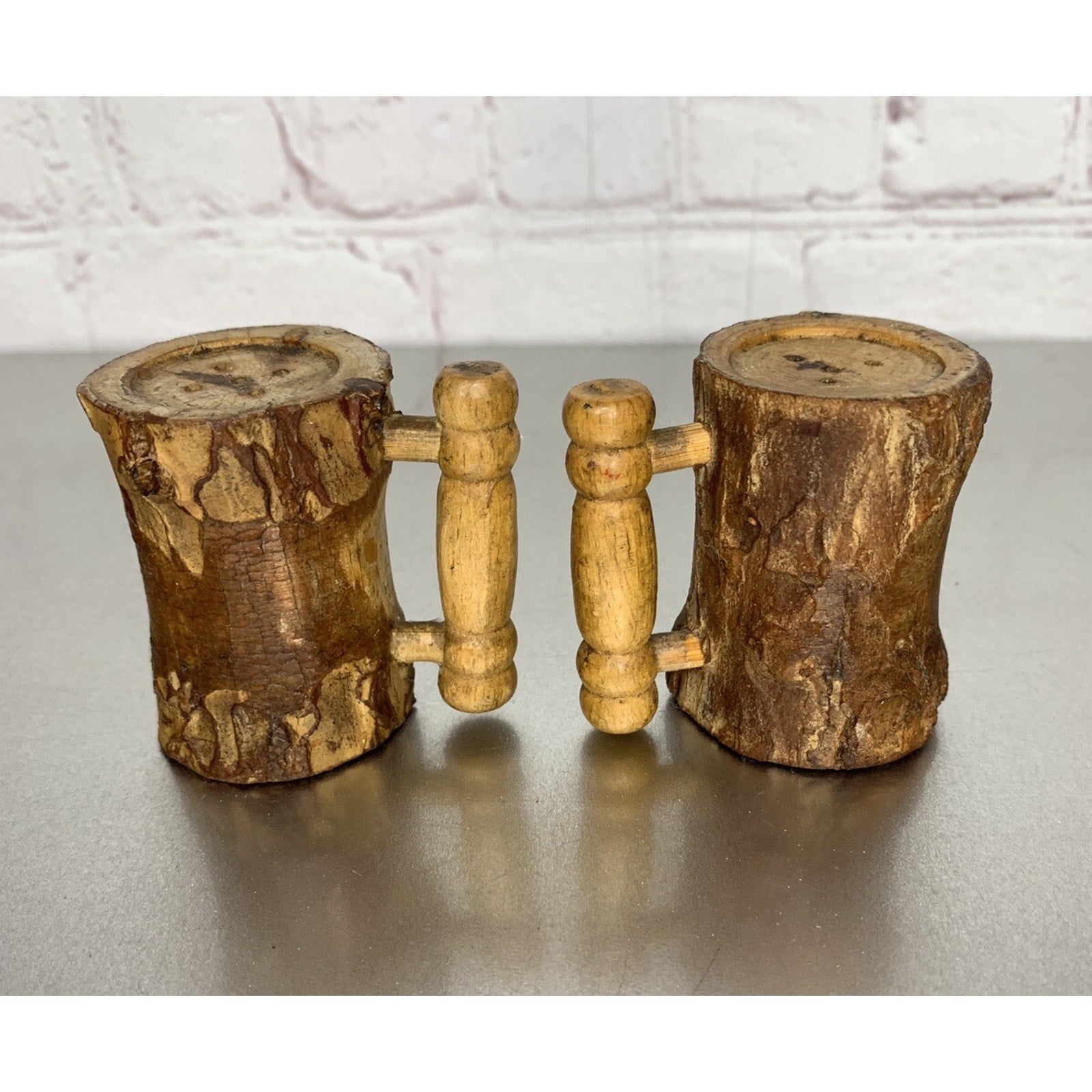 Vintage Bark Wood Salt & Pepper Shakers Pine Cones and Berries Rustic Christmas