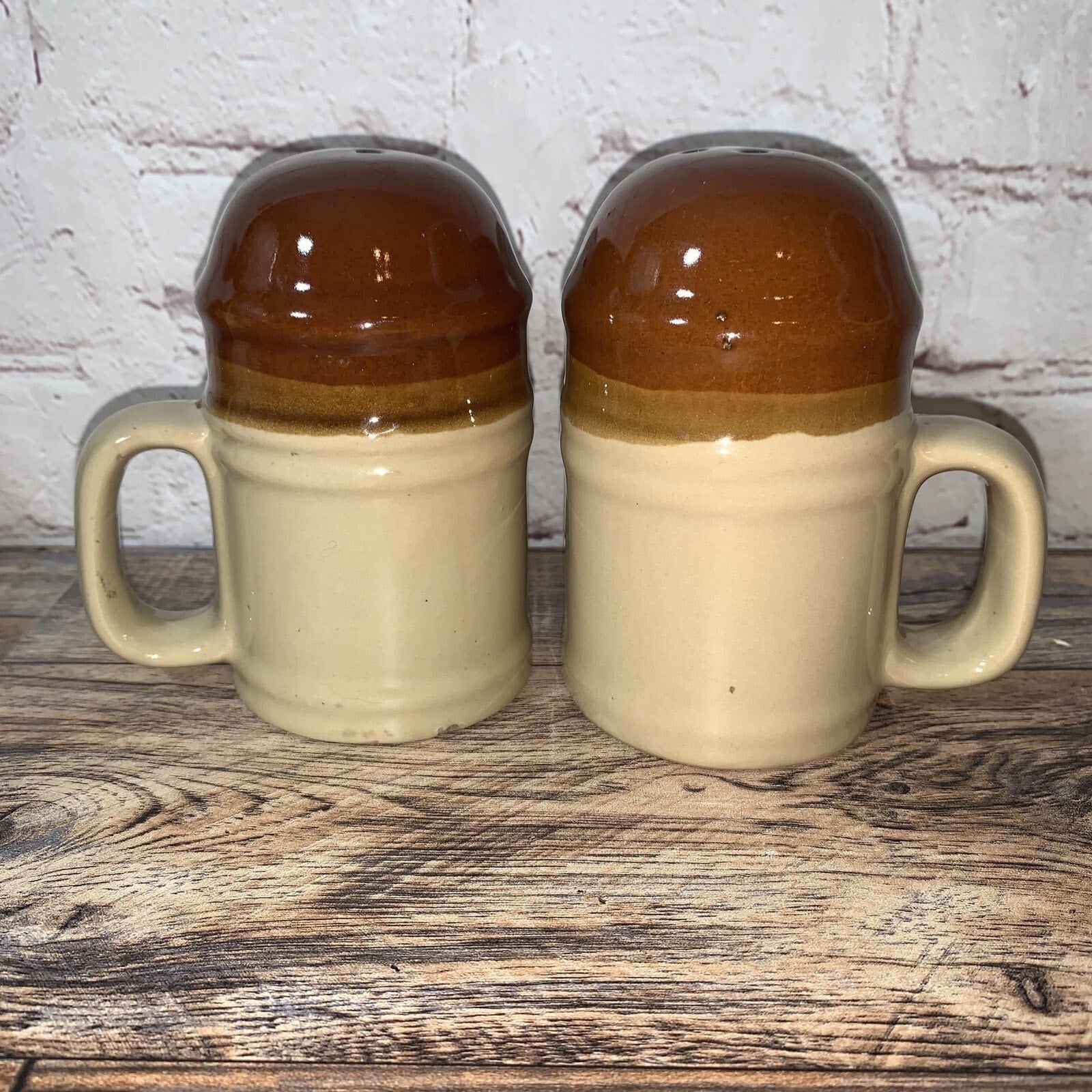 Vintage Ceramic Mug Style Salt & Pepper Shakers Brown/Tan