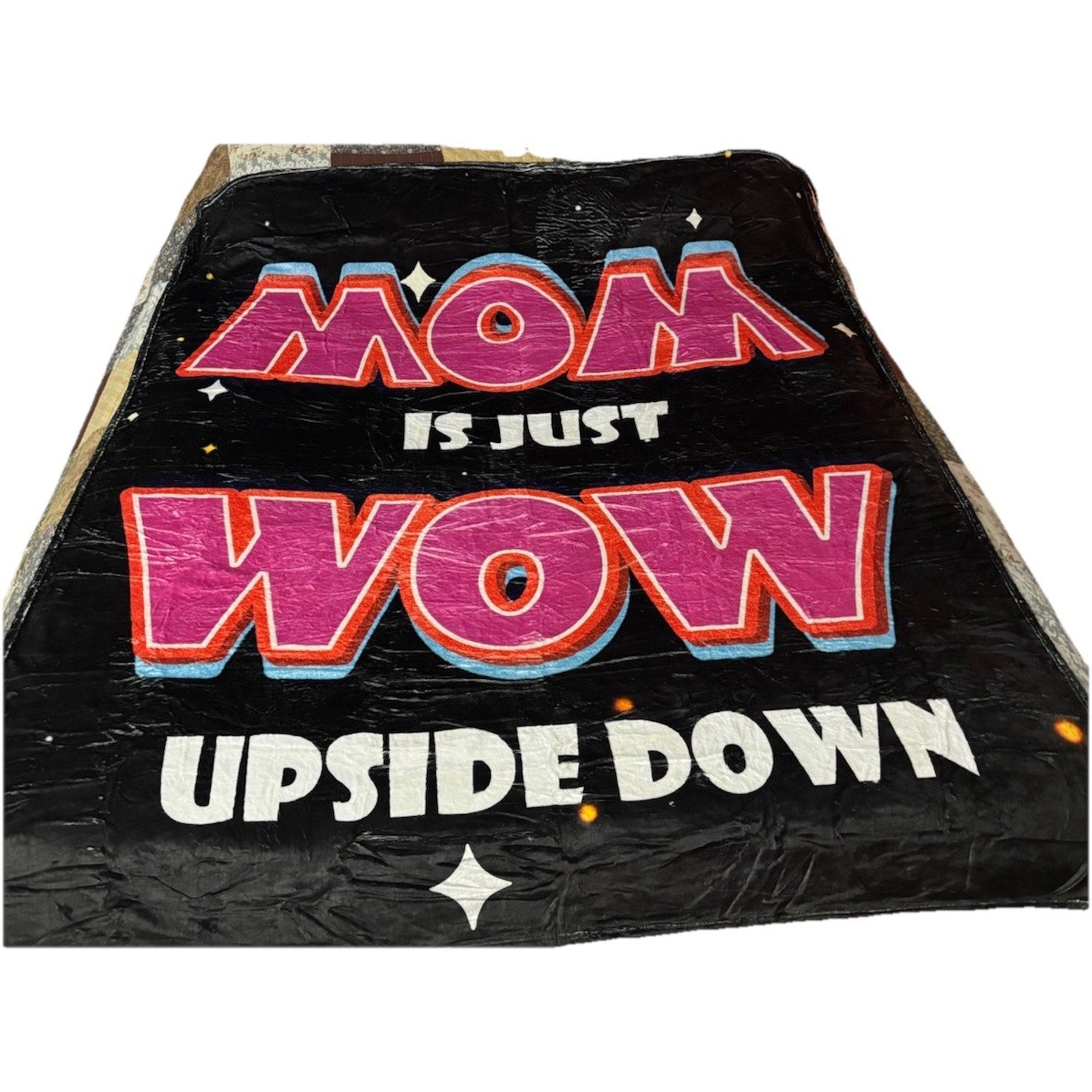 Throw Blanket "Mom is Wow Upside Down" 50" x 70" Blanket, Gift for Mom!