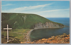 Gaspe Nord, Quebec, Canada, Mont St. Pierre, Vintage Post Card.
