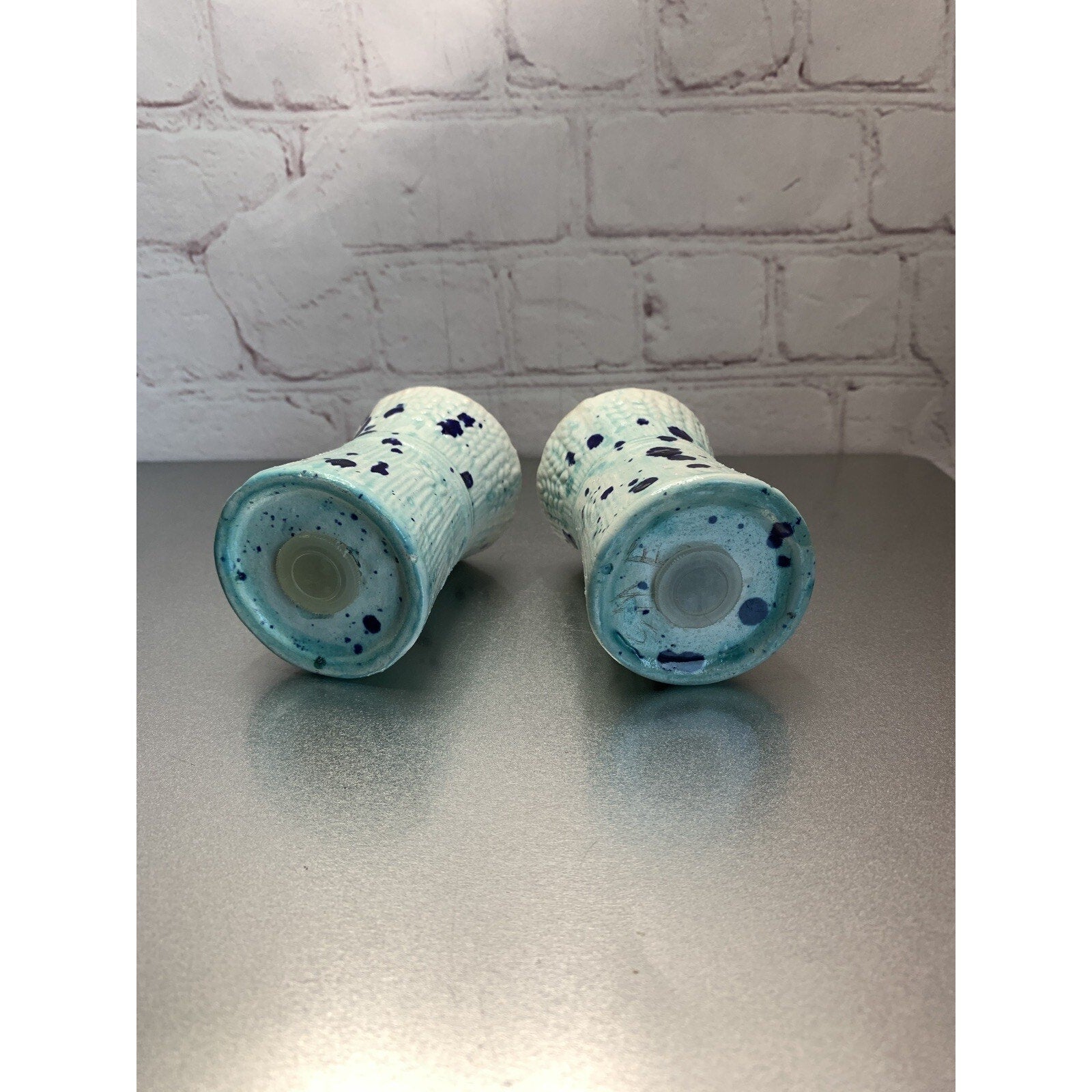 Vintage Ceramic SHEAVES OF WHEAT Salt & Pepper Shakers Blue Spot Pattern