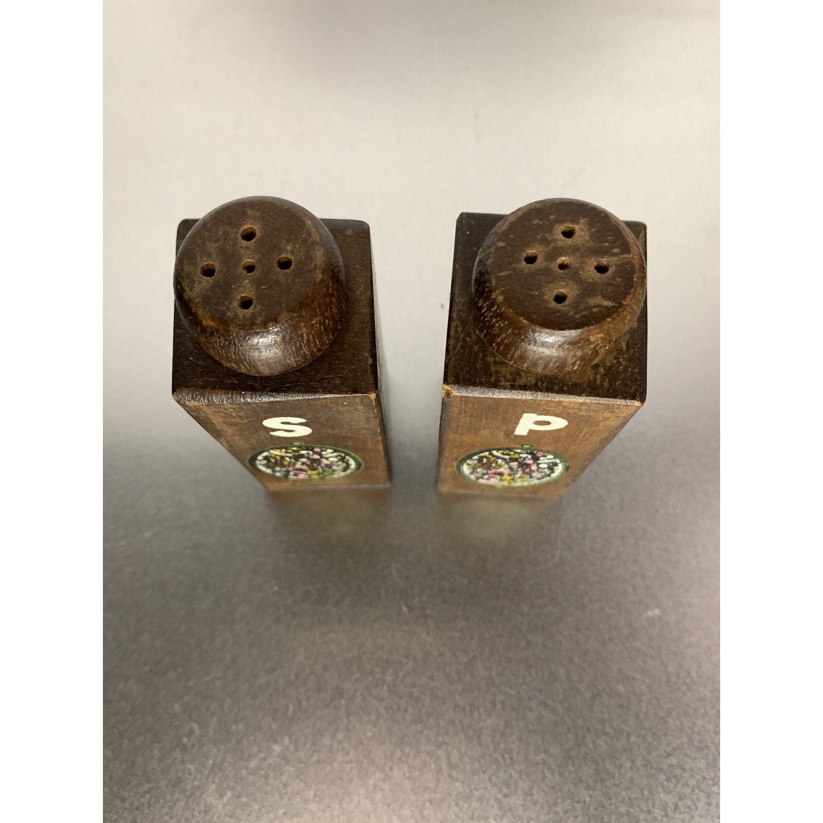 Vintage MCM Wood Salt & Pepper Shakers w/Stained Glass Style Emblem