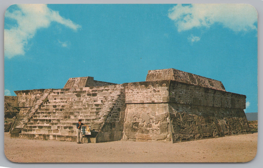 Ruins De Xochicalco, Mexico, Vintage Post Card.