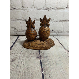 Vintage Ceramic Hawaii Pineapple Salt & Pepper Shakers-Treasure Craft