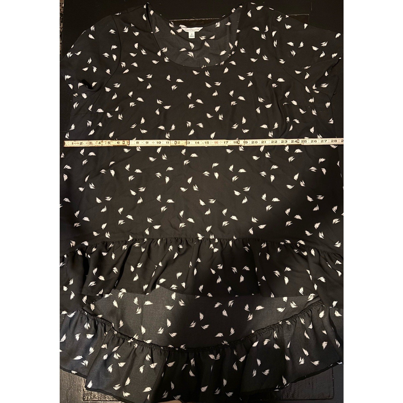 Boutique Black w/White Print Short Sleeve High Low Ruffle Bottom Blouse Size 3X