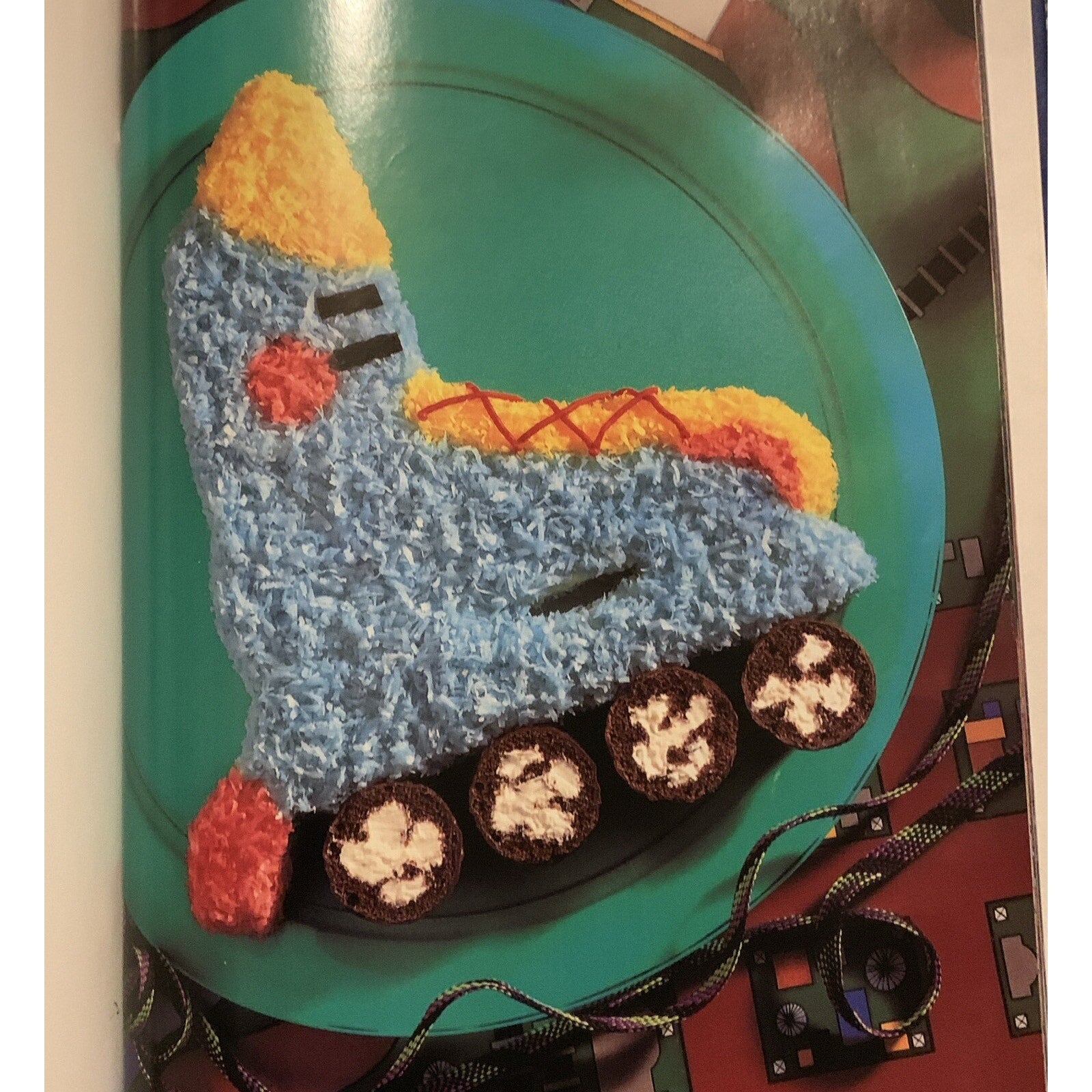Vintage 1993 Baker’s Easy Cut-Up Party Cakes Cookbook Cake Recipes