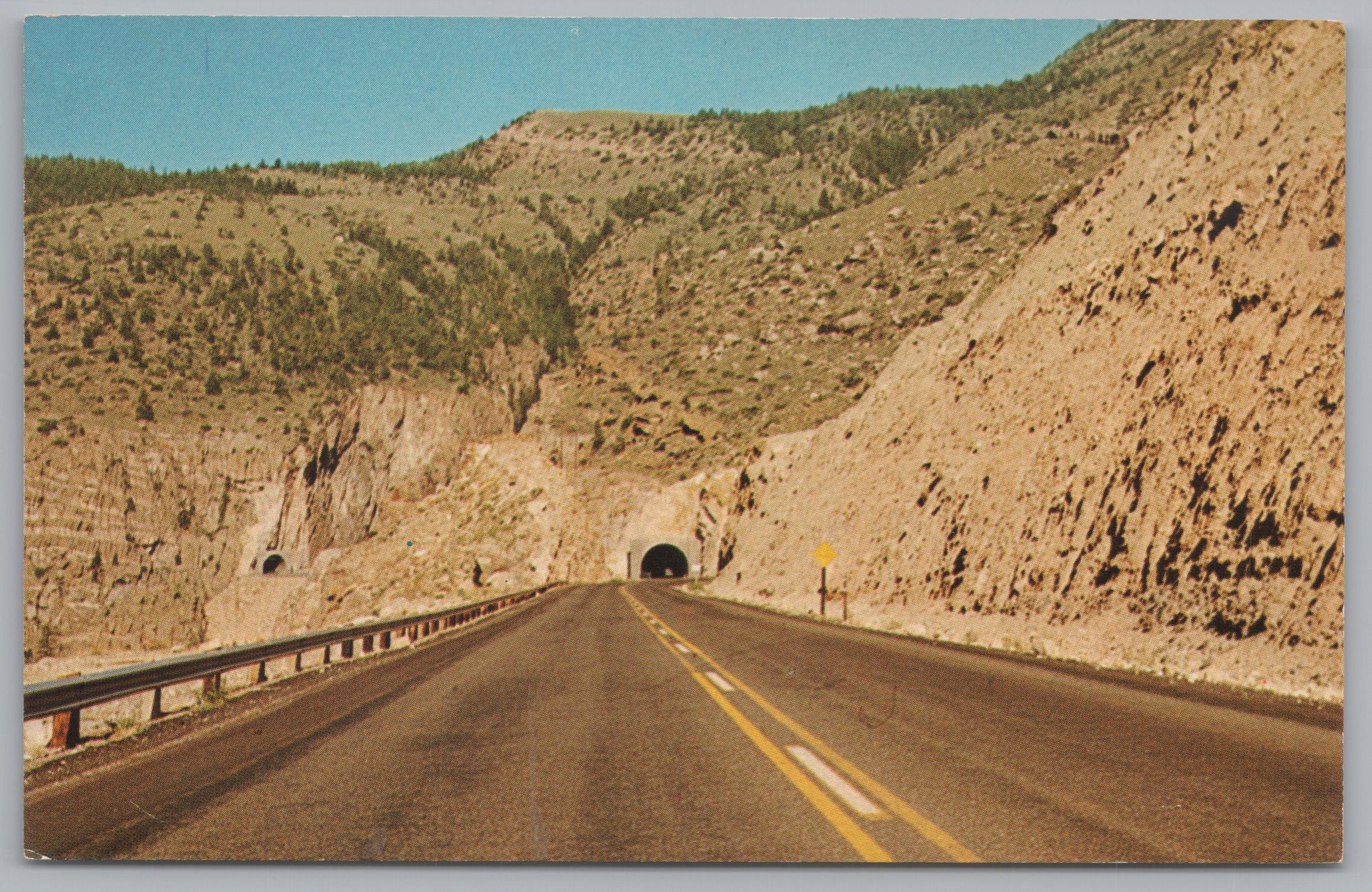 The Cody Road, Yellow Stone Natural Park, Wyoming, Vintage PC