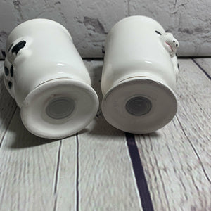 Vintage Ceramic Farmhouse Cows Salt & Pepper Shakers