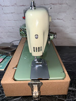 Vintage White 8930 Zig Zag Electric Sewing Machine + Case & Manual Green