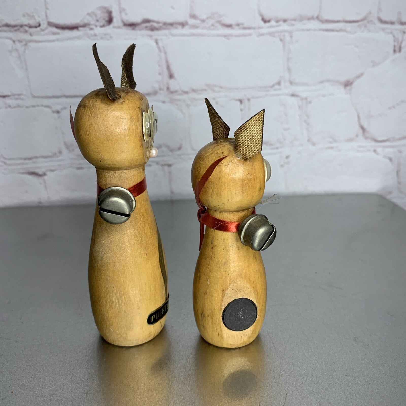 Vintage Wooden Enesco Magnetic Cat Couple Salt & Pepper Shakers Japan