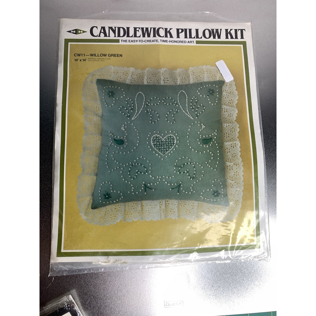 Vintage 1983 MH Willow Green CW11 Candlewick Pillow Kit NOS 14x14