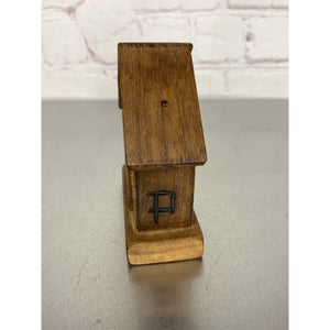 Vintage Wood Bamboo House Hut Aloha Hawaii Salt & Pepper Shaker Duo