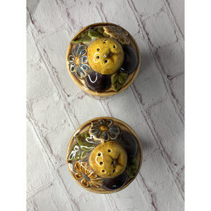 Vintage Pottery Stovetop Salt & Pepper Shakers Basket Weave Fruit 1974