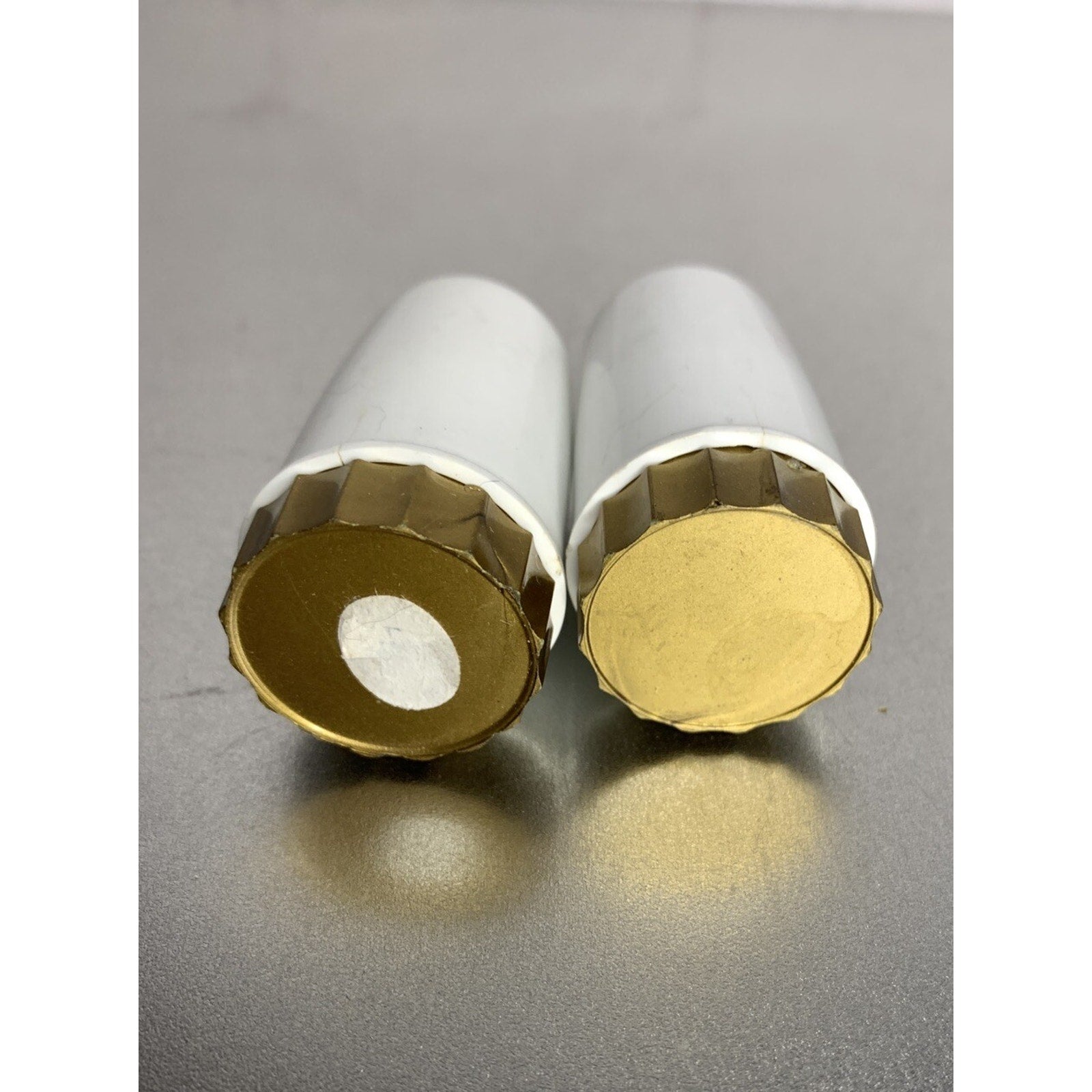 Vintage Retro Column Pillar Salt & Pepper Shakers White Gold Plastic