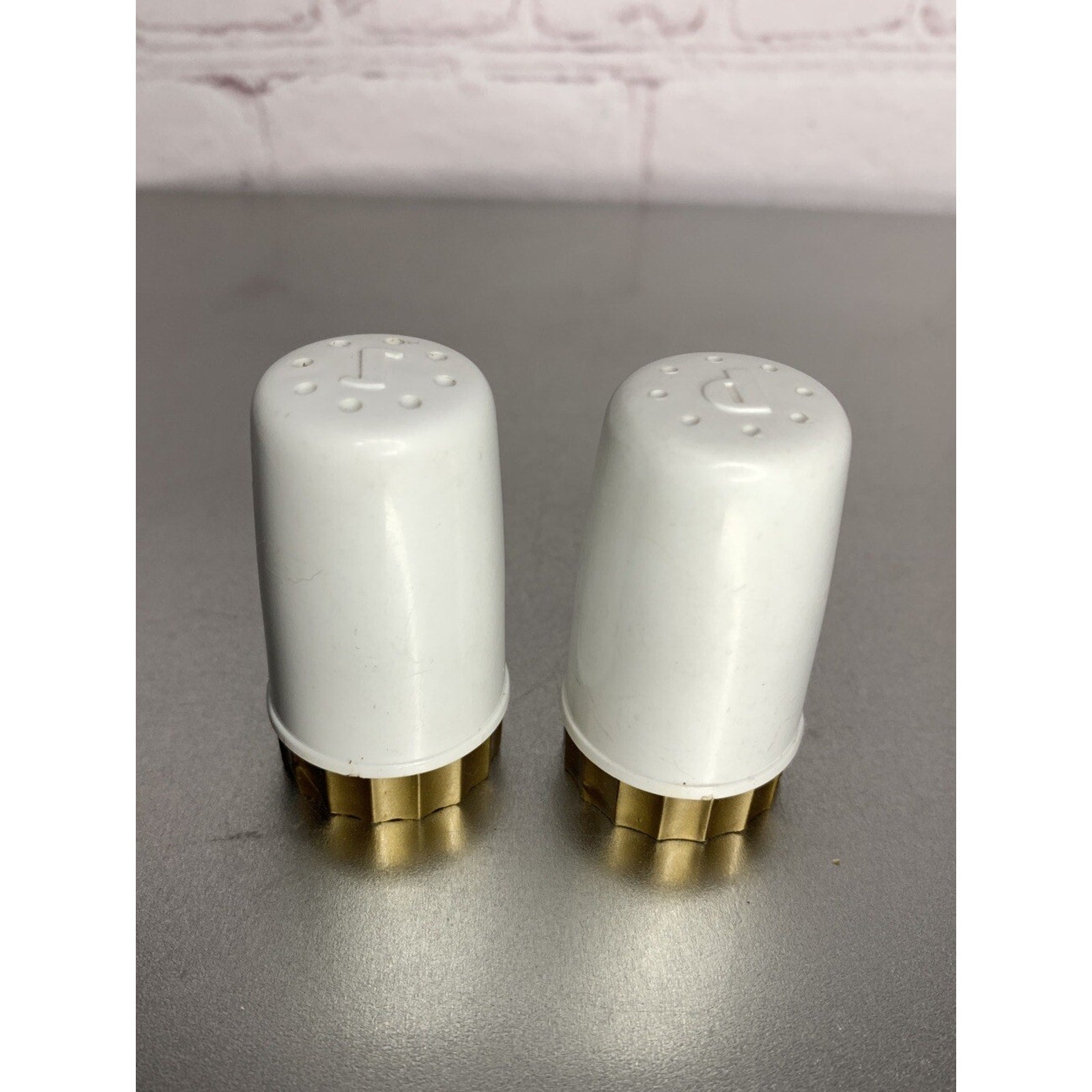 Vintage Retro Column Pillar Salt & Pepper Shakers White Gold Plastic