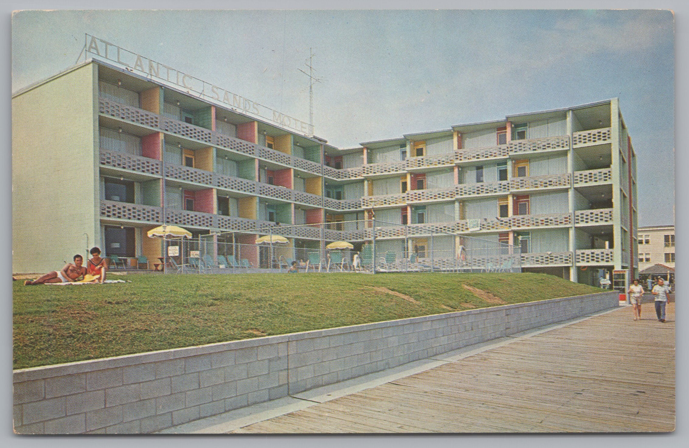 Atlantic Sands Motel, Rehoboth Beach, Delaware, Vintage Post Card.