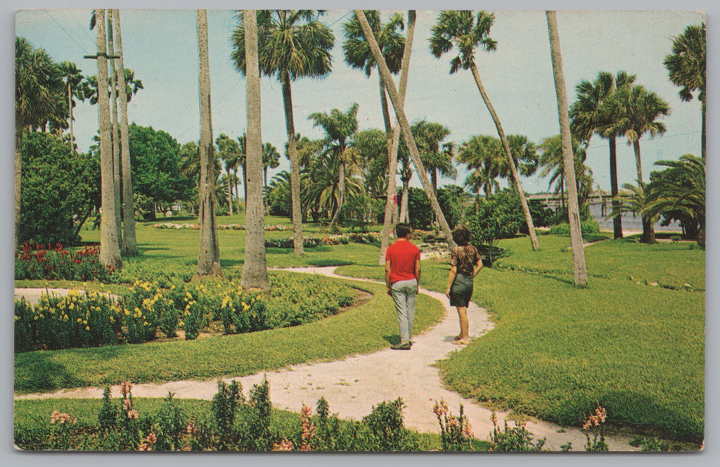 Riverfront Park, Daytona Beach, Florida, USA, Vintage Post Card.
