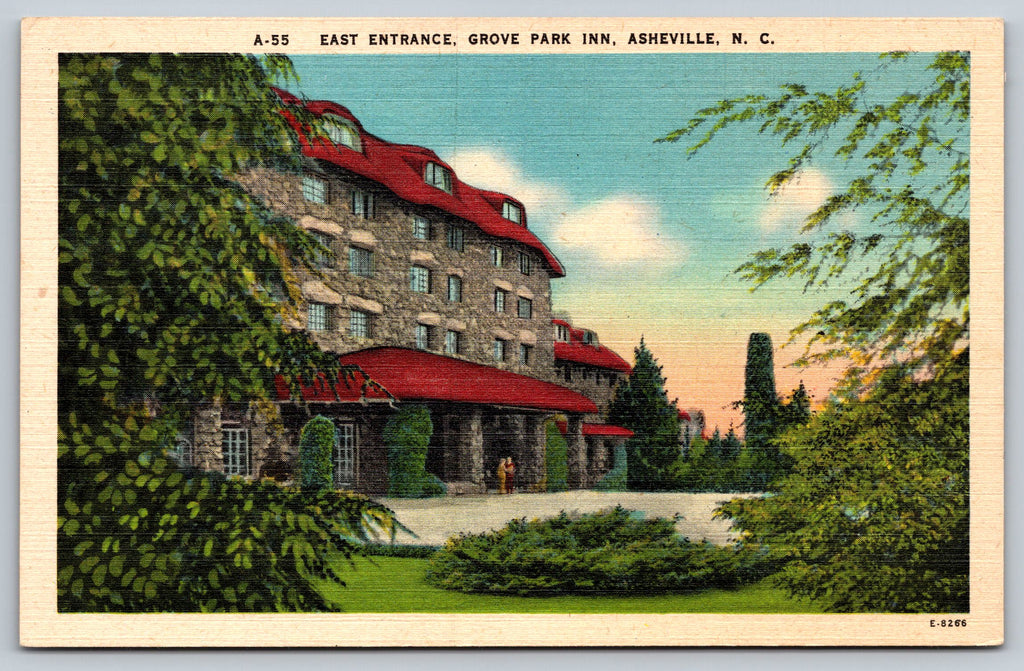 East Entrance, Grove Park Inn, Asheville, North Carolina, USA, Vintage Post Card