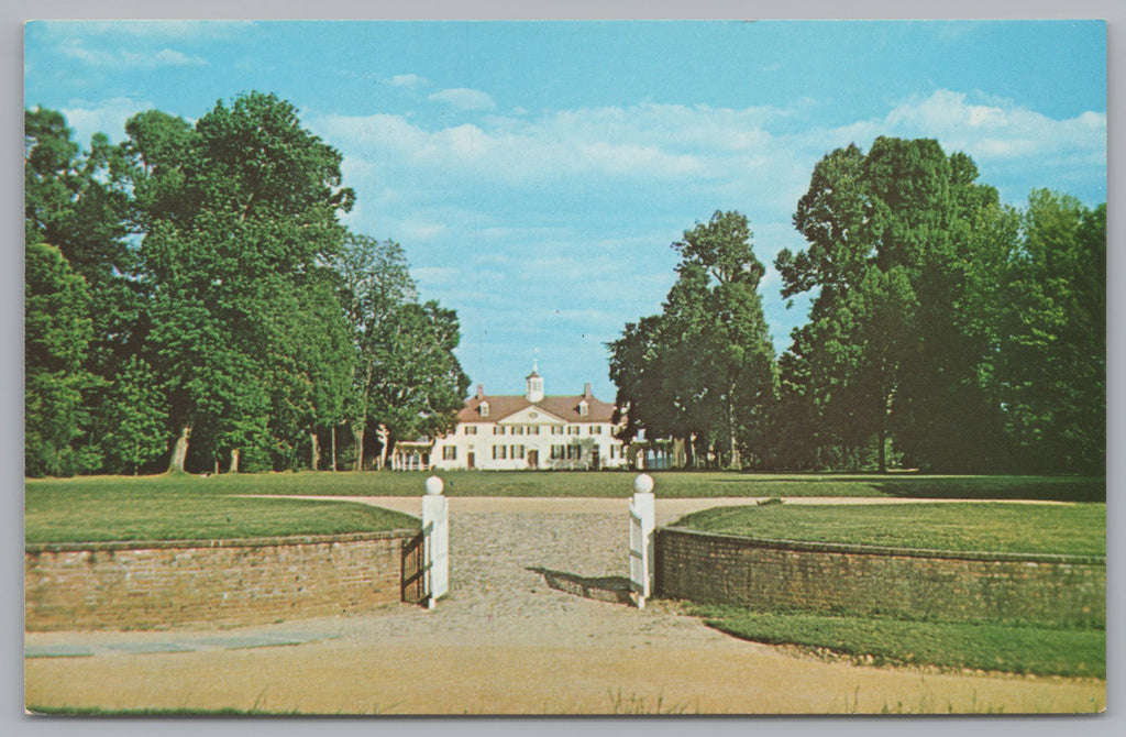 The West Front Of Mount Vernon, The Bowling Green Gate, Vintage Post Card.