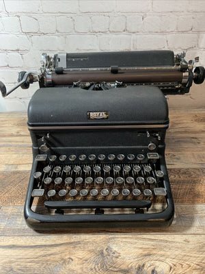 Vintage/Antique 1930’s-40's Royal Manual Typewriter Magic Margin Touch Control