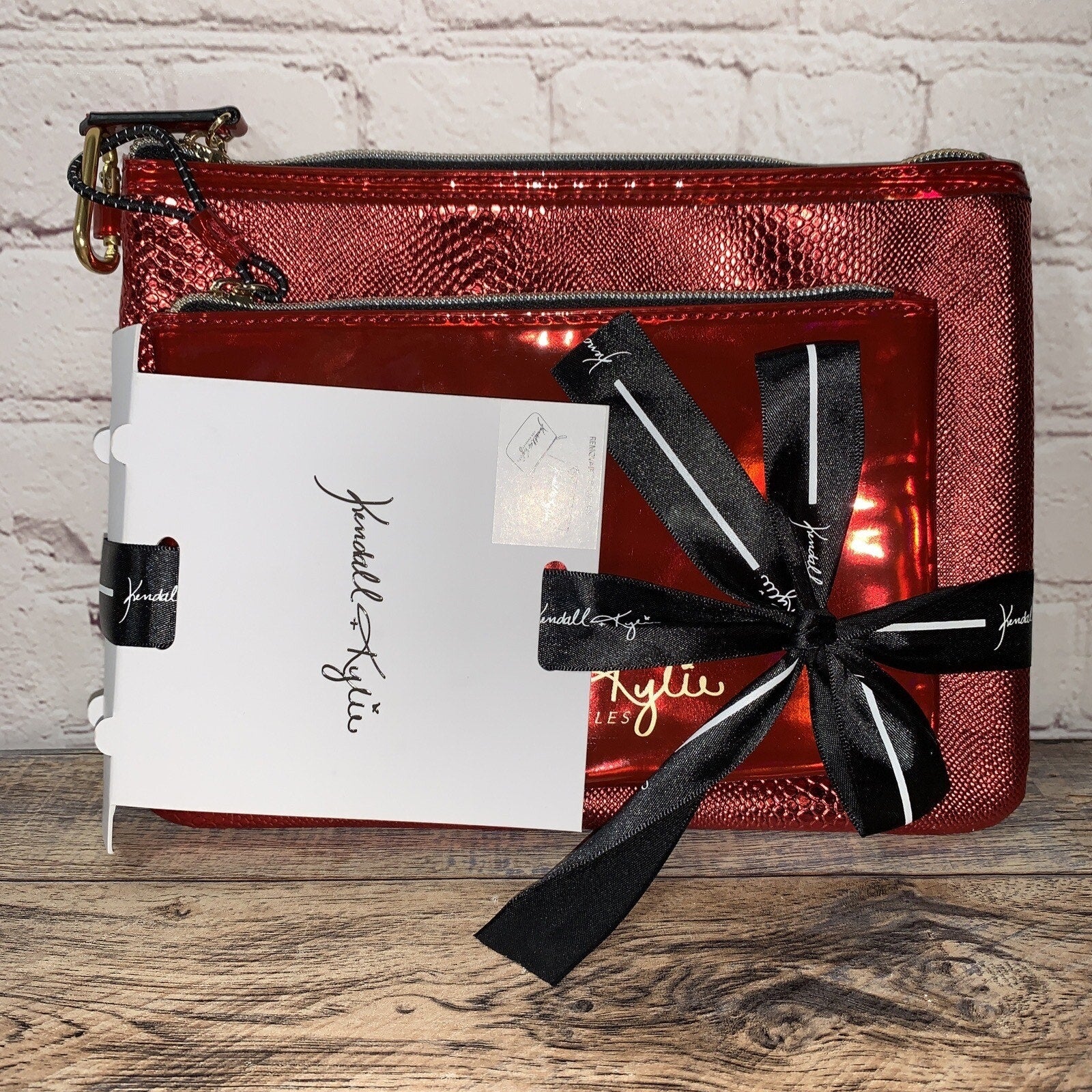 Kendall + Kylie Envelope Clutch Cosmetic Zip Pouch Gift Pack Patent Red Set