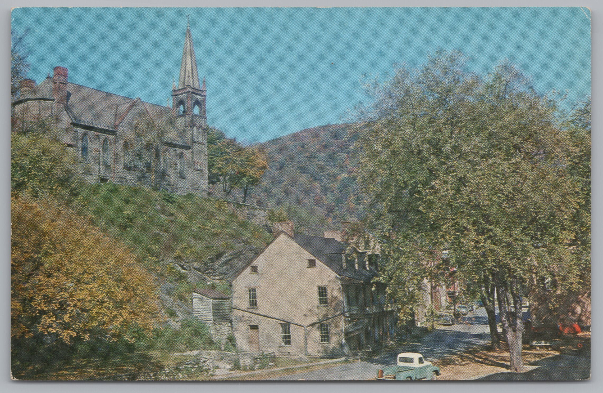 The Stage Coach Inn, Harpers Ferry West Virginia, Vintage Post Card.