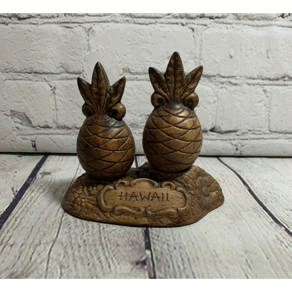 Vintage Ceramic Hawaii Pineapple Salt & Pepper Shakers-Treasure Craft