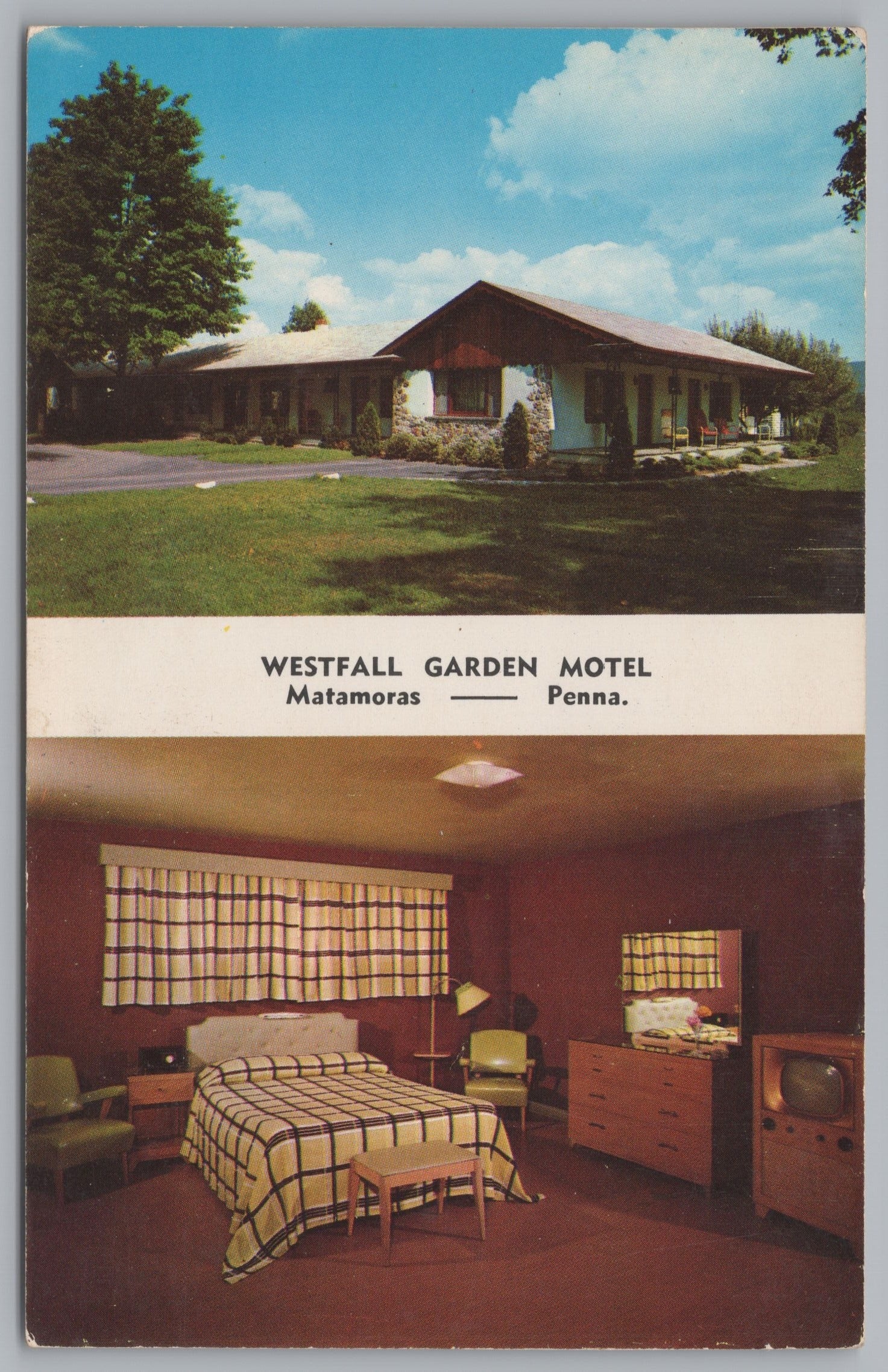 Pikes County's Finest, Westfall Garden Motel, Matamoras, Pennsylvania, Vintage Post Card.