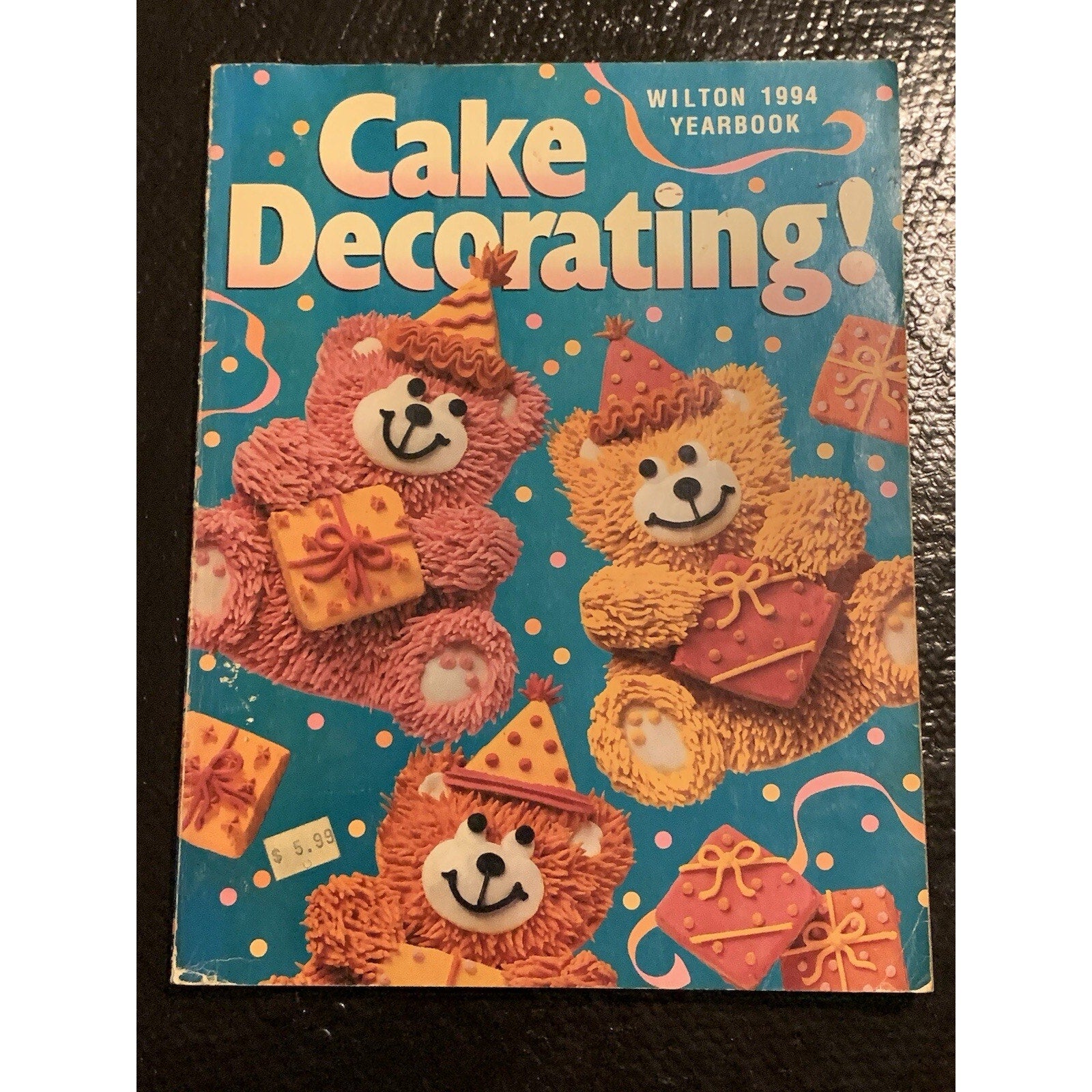 Wilton Cake Decorating 1994 Yearbook, 192 Pages, Paperback Book/Magazine