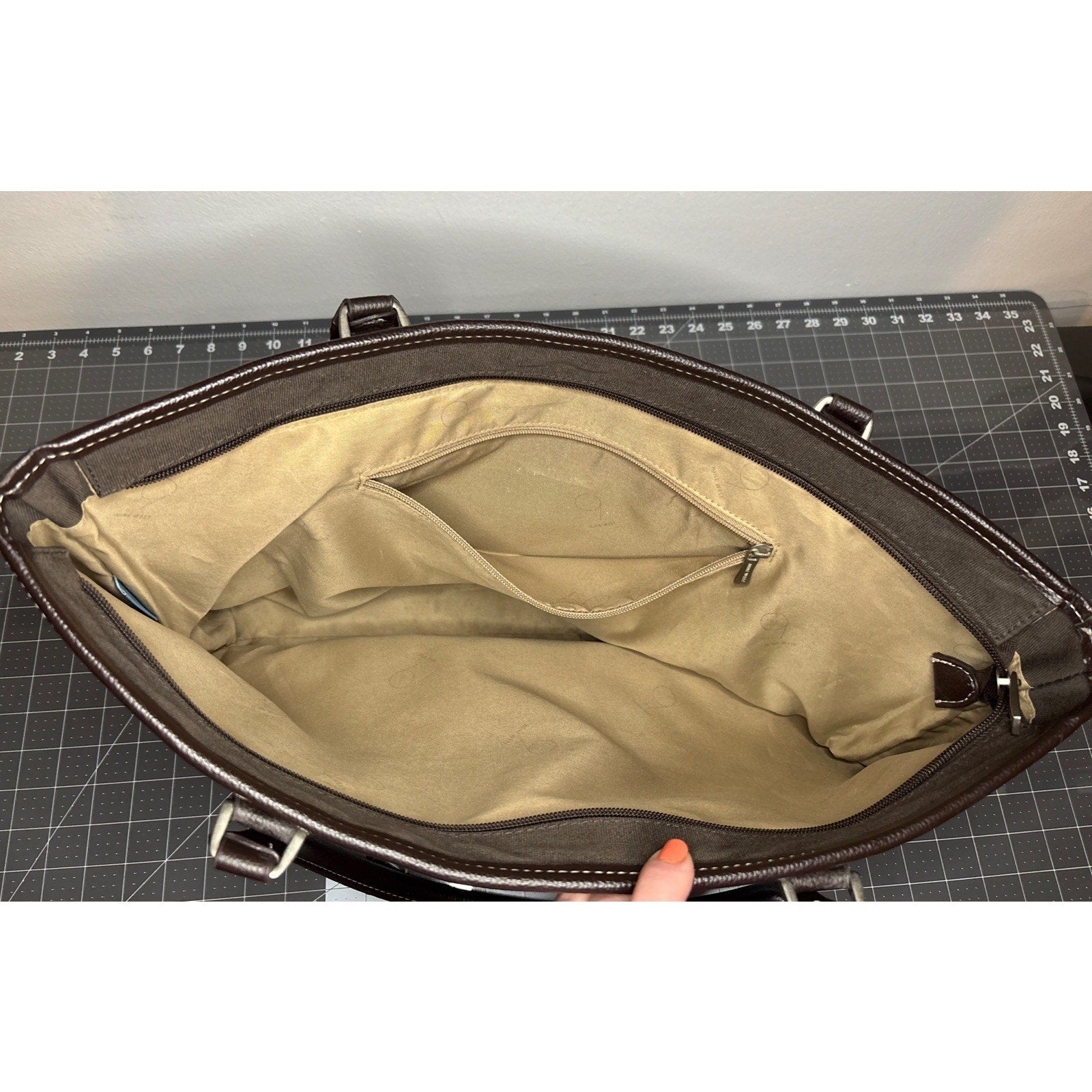 Vintage Nine West Canvas Brown/Beige Handbag Tote Bag Top Zipper