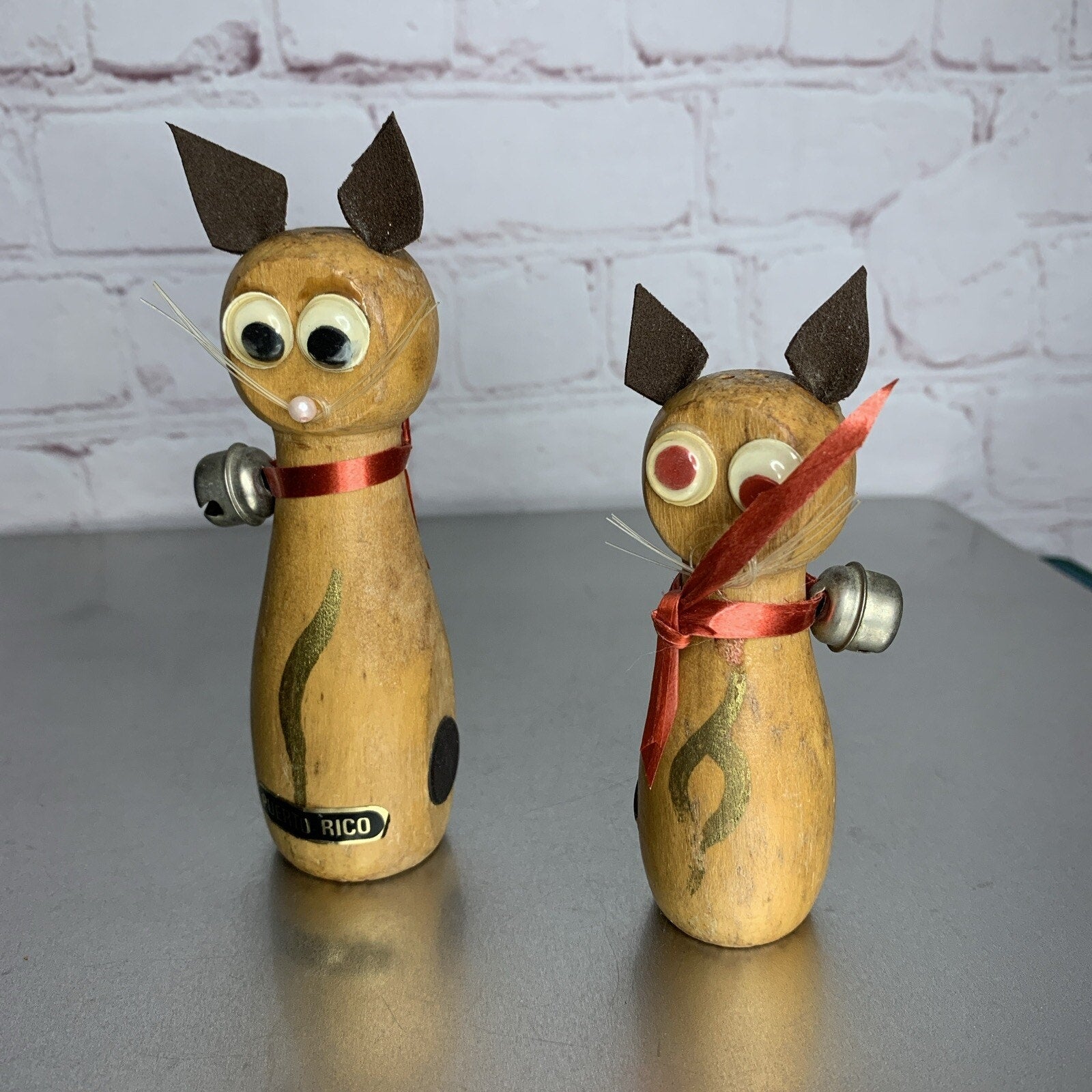 Vintage Wooden Enesco Magnetic Cat Couple Salt & Pepper Shakers Japan
