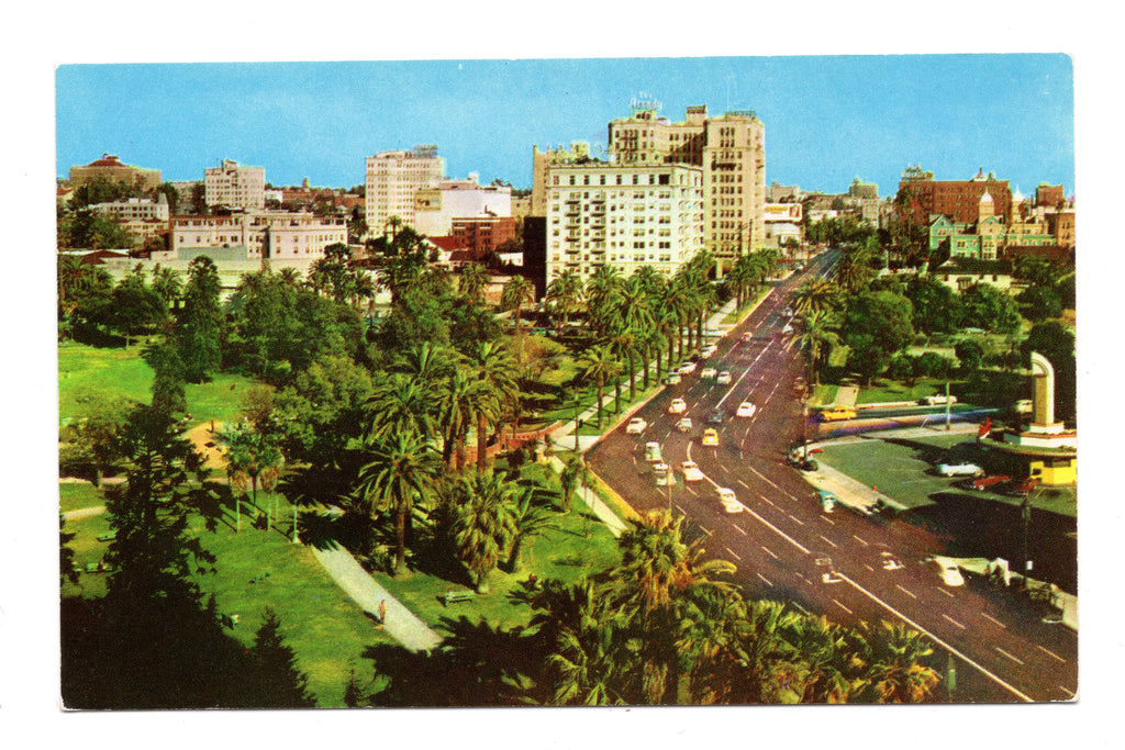 Lafayette Park and Wilshire Boulevard, Los Angeles, California, Vintage Post Card.