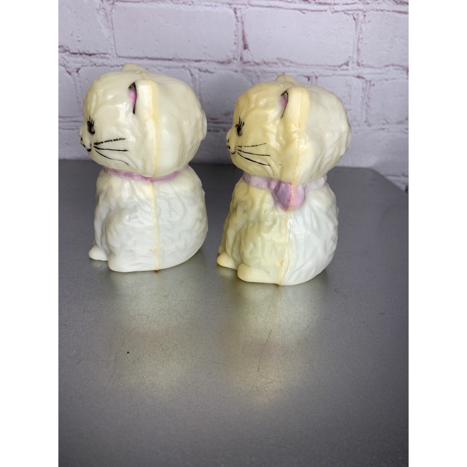 Vintage Celluloid Plastic Kitten Salt & Pepper Shakers