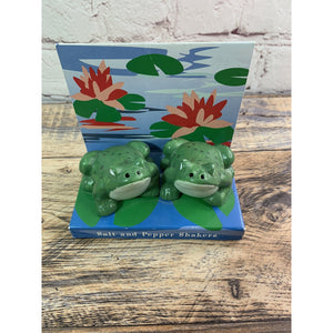 Vintage Ceramic Frogs Salt And Pepper Shakers, Wood & Charles Ltd, NY NOS (A)