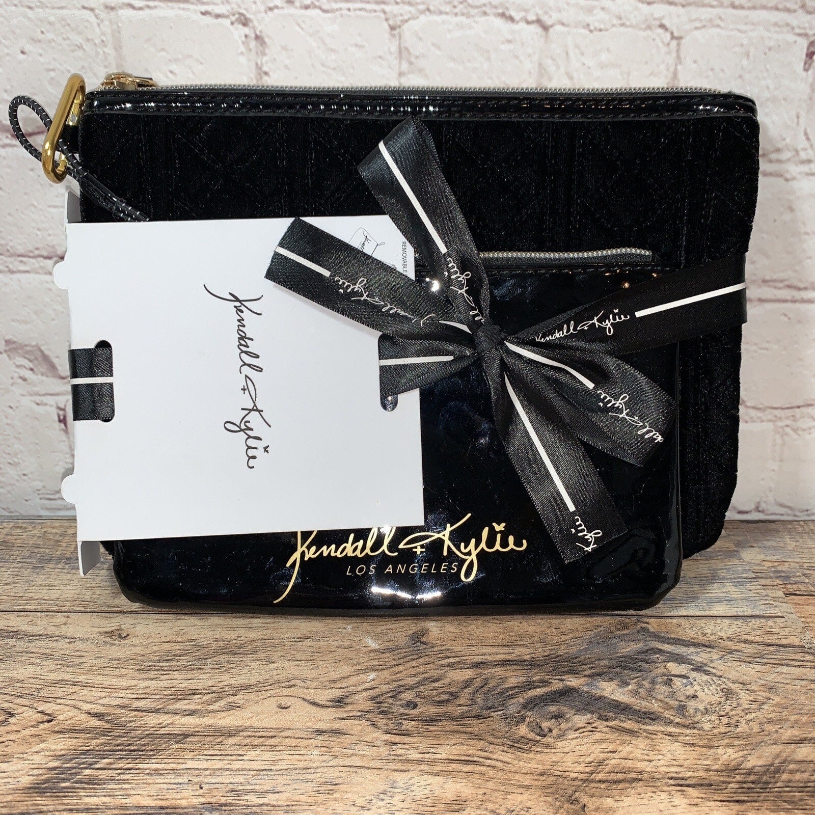 Kendall + Kylie Envelope Clutch Cosmetic Zip Pouch Gift Pack Black Patent Velvet