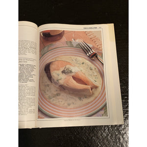 VTG Great American Brand Name Recipes Cookbook 1989 Hardcover w/Book Dust Cover