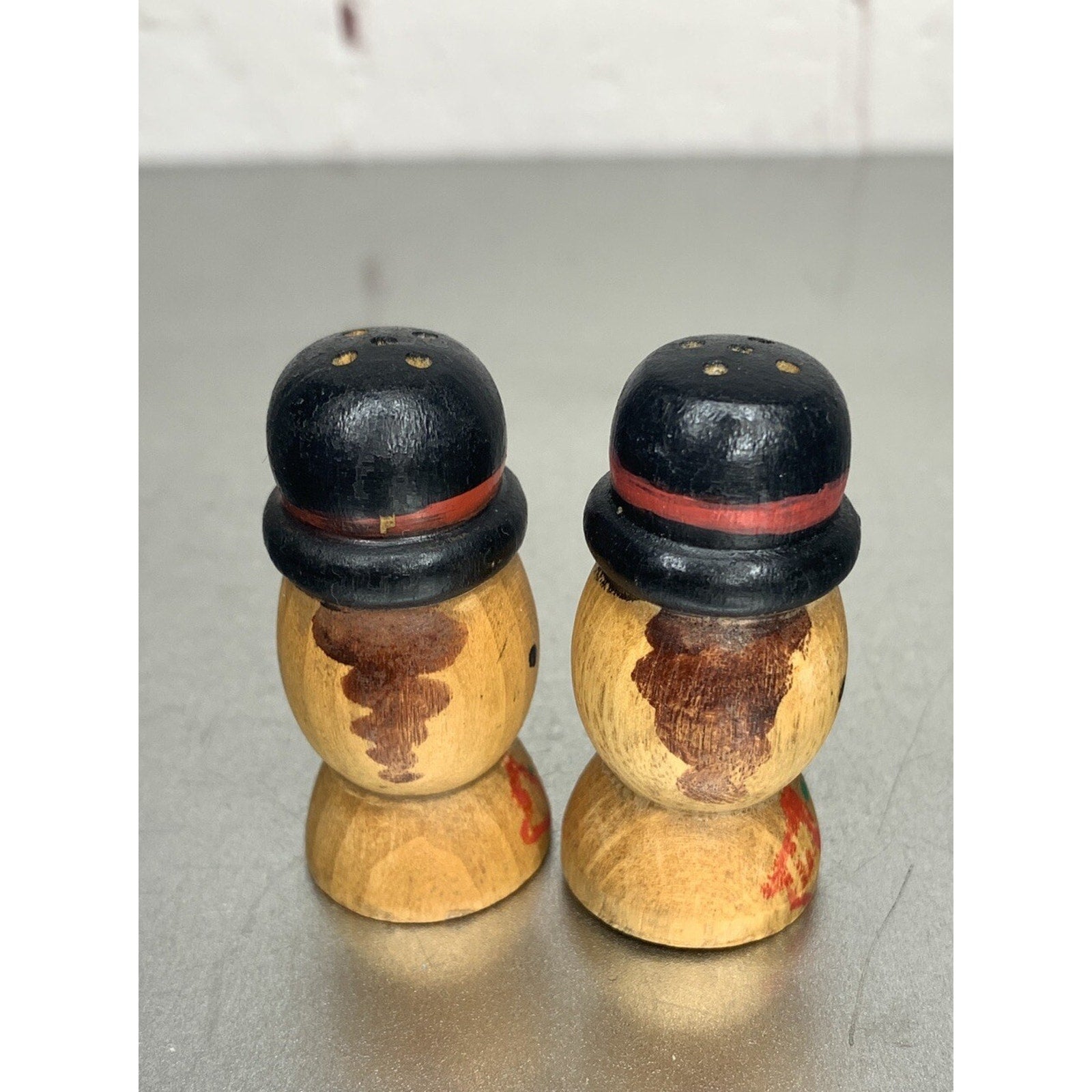 Vintage Wood Men Bowler Hat Salt & Pepper Shakers Mini