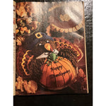 Wilton Cake Decorating 1994 Yearbook, 192 Pages, Paperback Book/Magazine