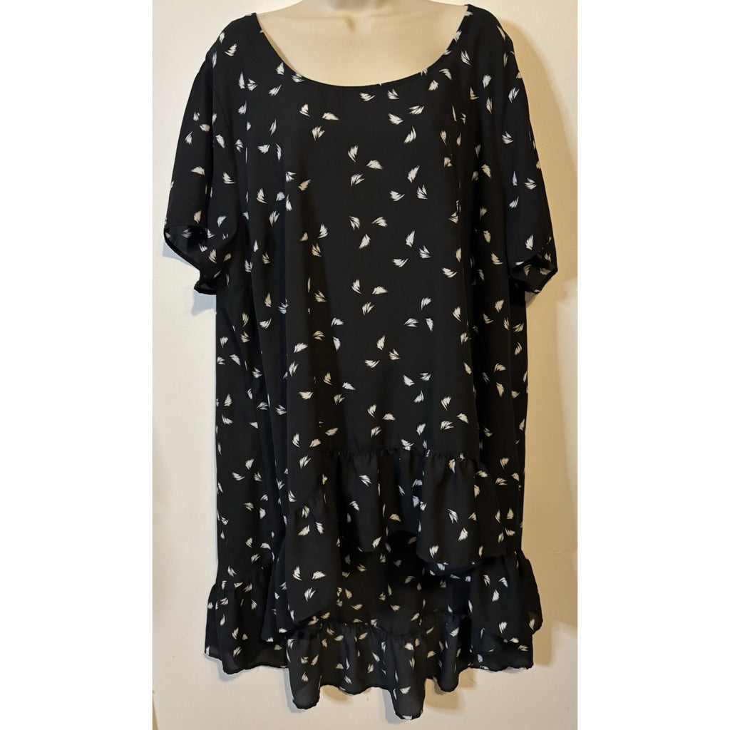 Boutique Black w/White Print Short Sleeve High Low Ruffle Bottom Blouse Size 3X