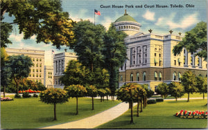 Court House Park And Court House, Toledo, Ohio, USA, Vintage Post Card