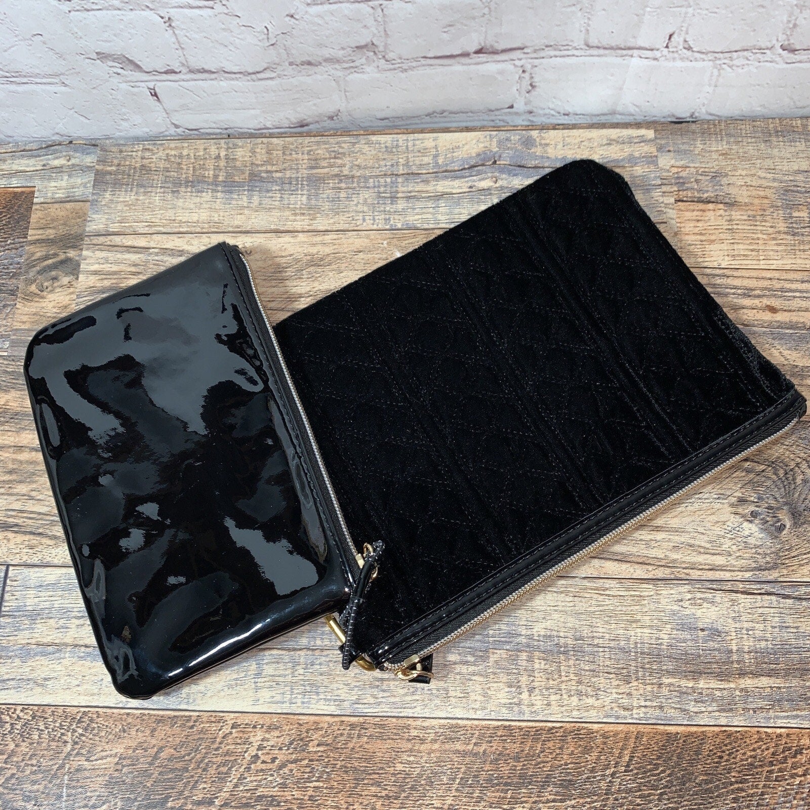 Kendall + Kylie Envelope Clutch Cosmetic Zip Pouch Gift Pack Black Patent Velvet