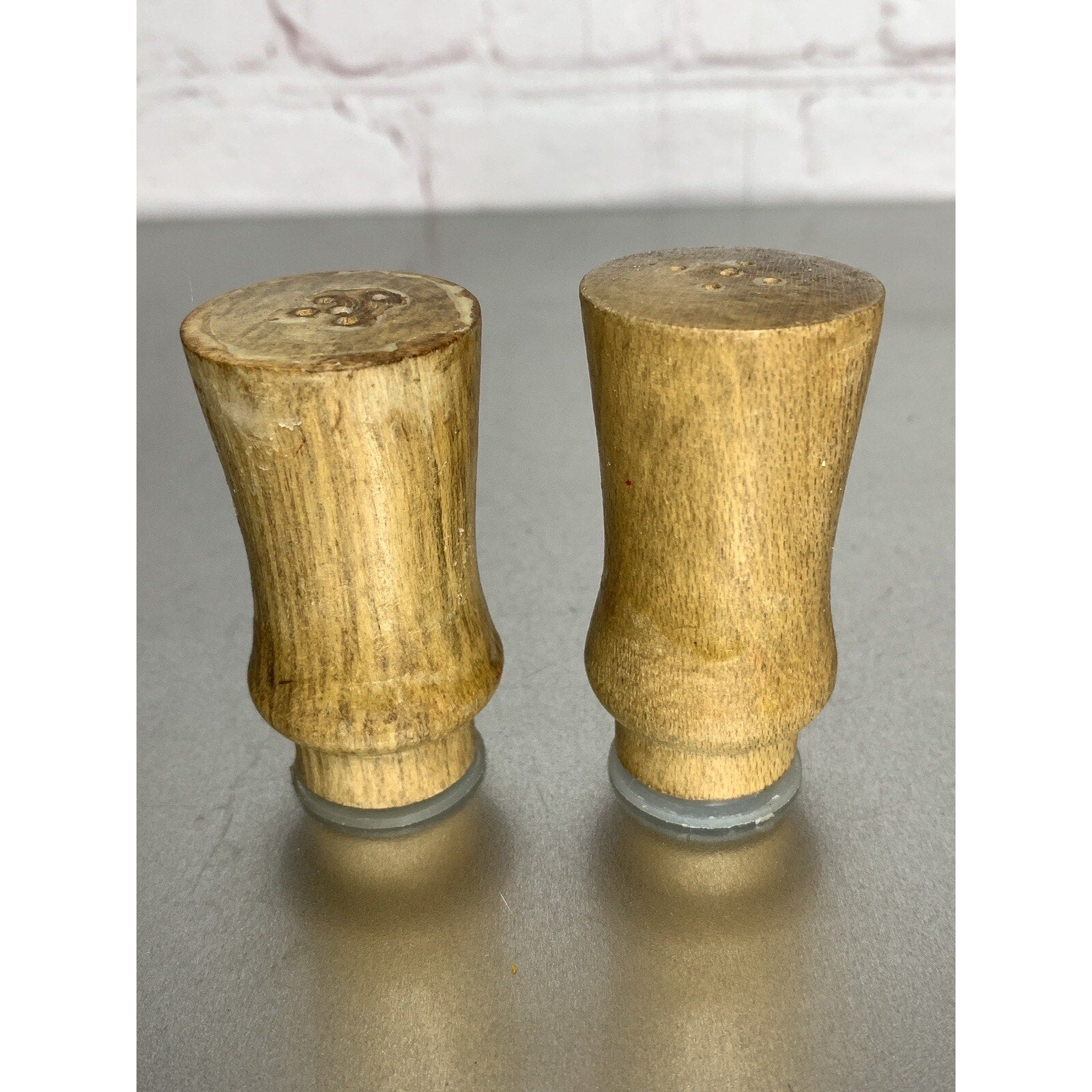 Vintage Mini Wood Salt & Pepper Shakers w/Painted Roosters Design 2 1/4”h