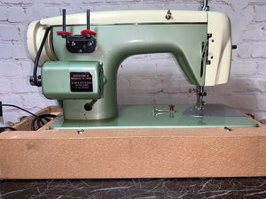 Vintage White 8930 Zig Zag Electric Sewing Machine + Case & Manual Green