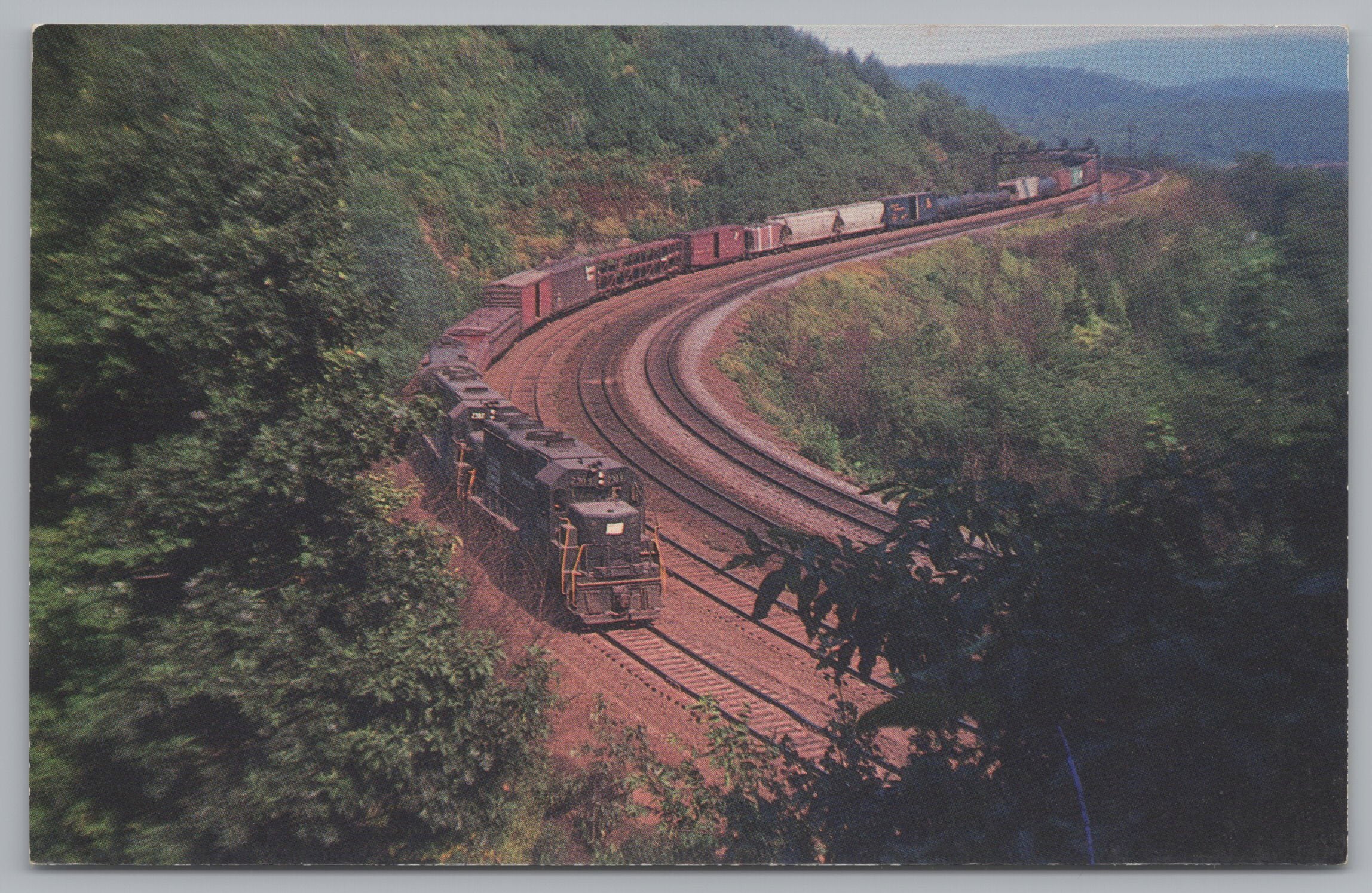 Horseshoe Curve, Altoona, Pittsburgh, Pennsylvania, USA, Vintage Post Card.