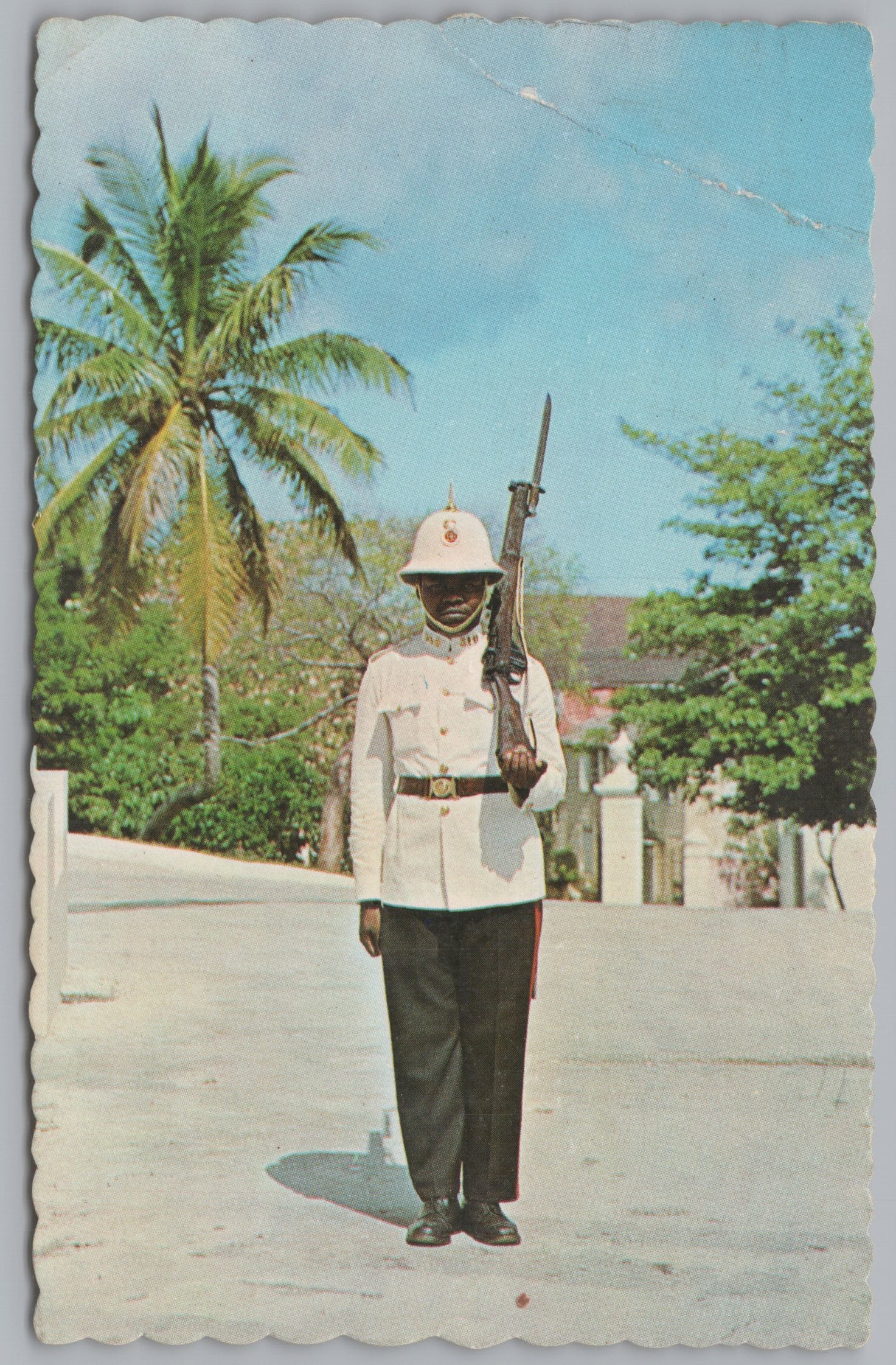 Police Guard, Government House, Nassau In The Bahamas, Vintage Post Card.