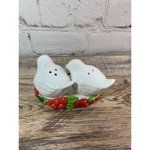 Vintage White Doves In Holly Berry Tray Salt & Pepper Shakers, Russ Berrie Co