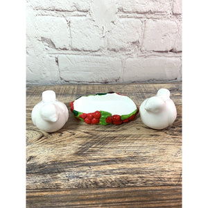 Vintage White Doves In Holly Berry Tray Salt & Pepper Shakers, Russ Berrie Co