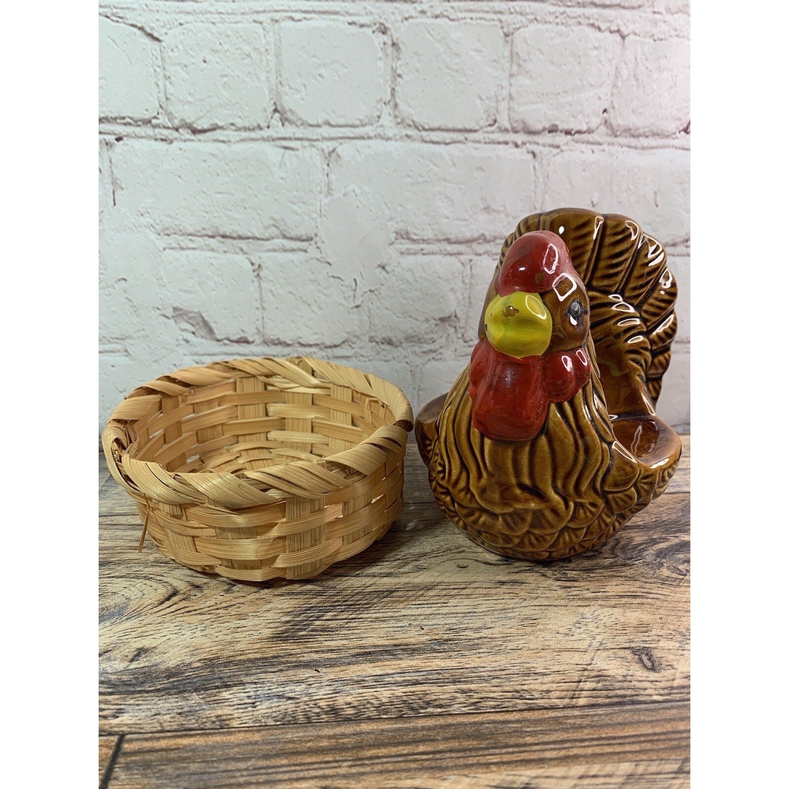 Ceramic Chicken Hen In Basket Salt Pepper Shaker Napkin Holder Brown Giftco