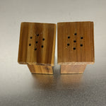 Vintage Ma Pa Outhouse Salt & Pepper Shakers Flushing NY Souvenirs
